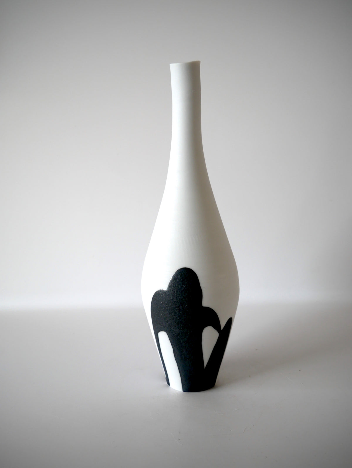 Naotsugu Yoshida [08-12. Flower Vase]