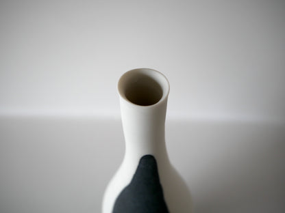 Naotsugu Yoshida [08-12. Flower Vase]